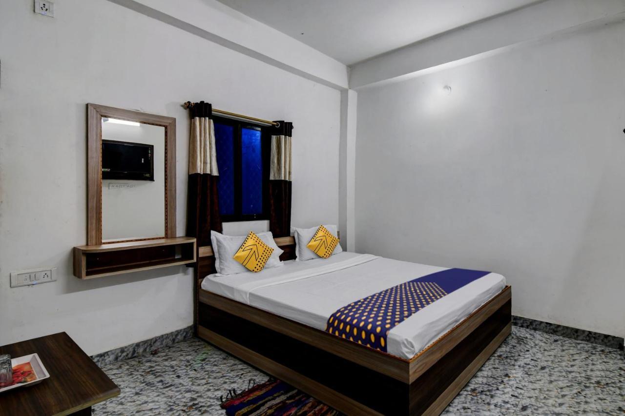 Hotel Spot On Ray Palace Puri Exterior foto
